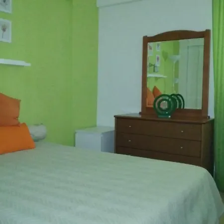 Apartament T1 Colorido Apartamento 4 Min Pe Da Praia *